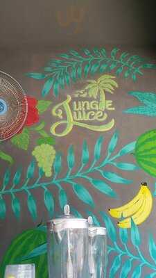 Jungle Juice Bar And Kitchen