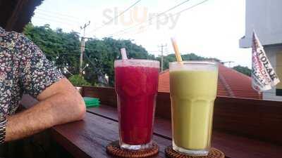 Jungle Juice Bar And Kitchen