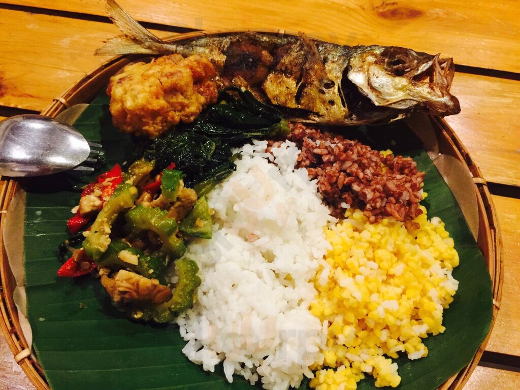 Sego Bungkus Bu Poer