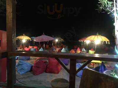 D'joglo Beach Bar & Restaurant