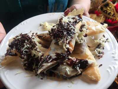 Arjuna Cafe & Photo Studio