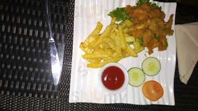 El-pirata Beach Bar And Grill