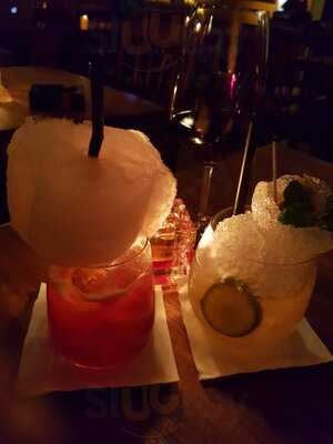 Midtown Bistro & Lounge