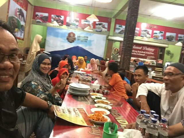 Restoran Dendeng Batokok Kinchay