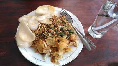 Lotek Gado-gado Colombo Bu Bagyo Sagan