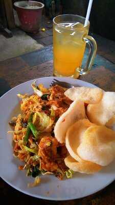 Lotek Gado-gado Colombo Bu Bagyo Sagan