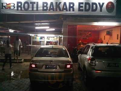 Roti Bakar Eddy