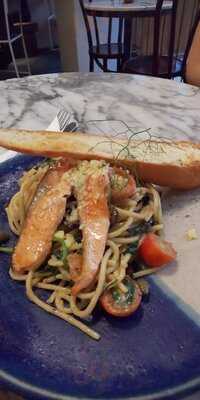 Lucky Cat Coffee And Kitchen