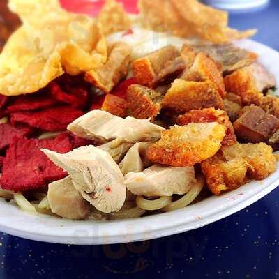 Bakmi Pangsit Palu Tore