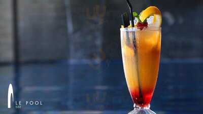 Le Pool Bar