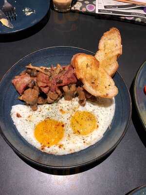 Tanamera Coffee & Roastery Pik