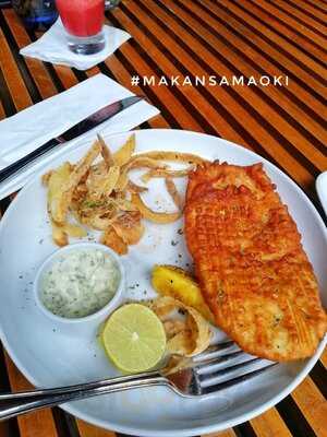 J.sparrow's Bar & Grill