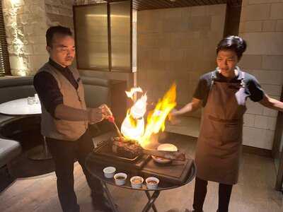 J.sparrow's Bar & Grill