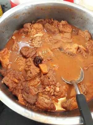 Nasi Jamblang Sadakeling