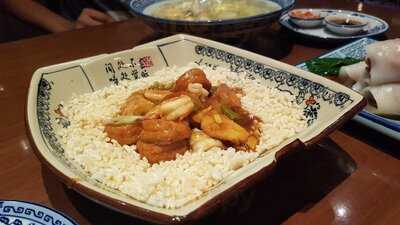 Fook Yew Shanghai Bistro & Bubble Tea Lab