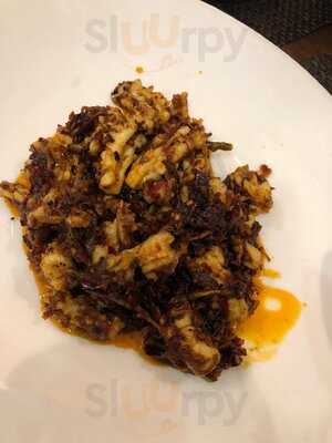 Cin Yen Congee & Bbq Style