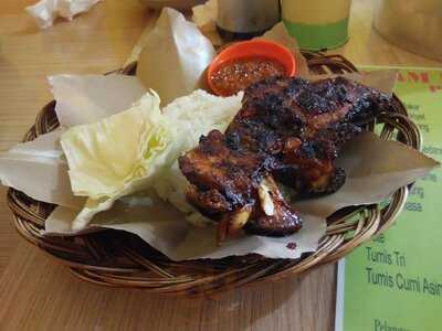 Ayam Bakar Podomoro