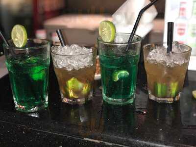 Nero Bar & Restaurant