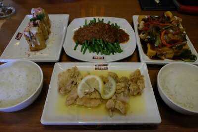 Eaton Bakery & Restaurant