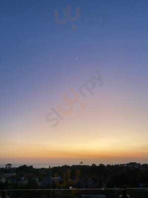 Above Rooftop Lounge And Bar