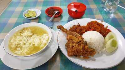 Ayam Goreng Suharti