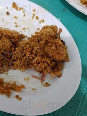 Ayam Goreng Suharti
