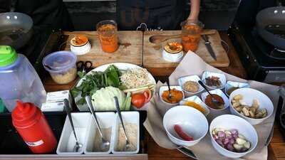 Nopi's Warung Debene Chef