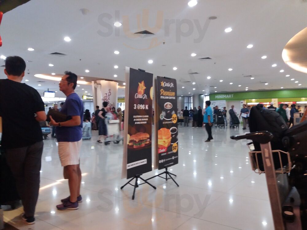 Carl's Jr Terminal 2 Juanda