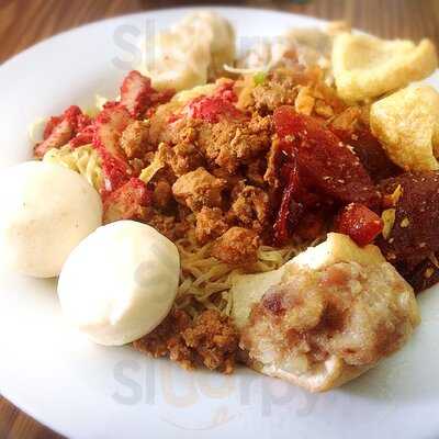 Bakmi Ajong Singkawang