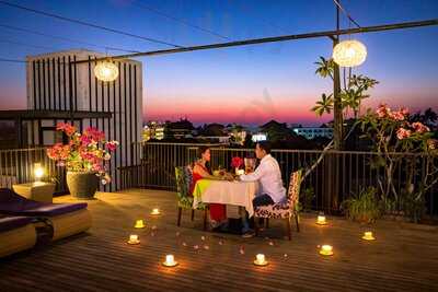 Manimanika Restaurant