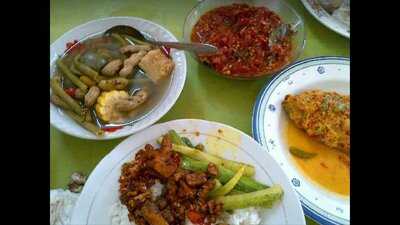 Rm Sayur Asem Betawi H Masa