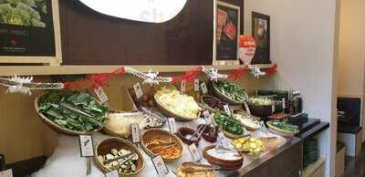 Momo Paradise Pantai Indah Kapuk