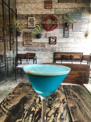 Mooncheese Warung Seminyak