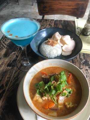 Mooncheese Warung Seminyak