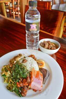 Warung Babi Guling Raja