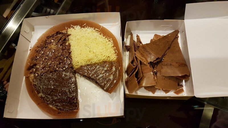 Martabak Royal Gading