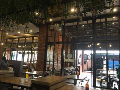 Solaria Soekarno Hatta