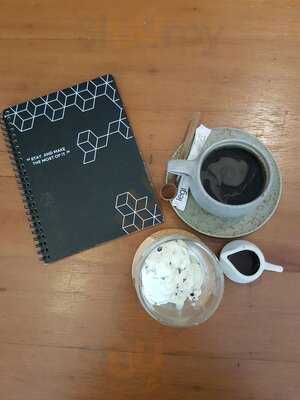 Yats Colony Restaurant