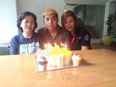 Yats Colony Restaurant