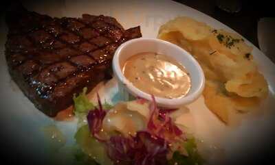 Meat Me Steakhouse And Butchery Maxx Box