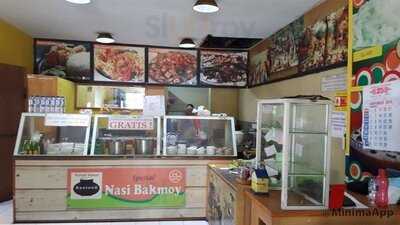 Rm Gentong Spesial Bakmoy Oentoeng