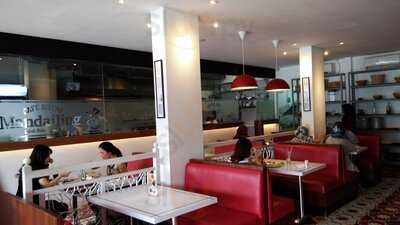 Mandailing Cafe Bistro