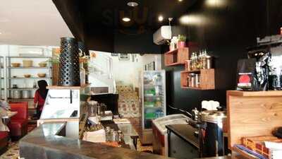 Mandailing Cafe Bistro