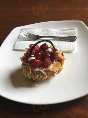 Bali Bakery Seminyak Square