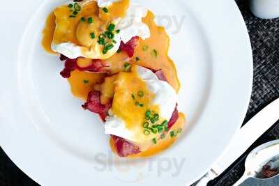 Tebu Merah Restaurant