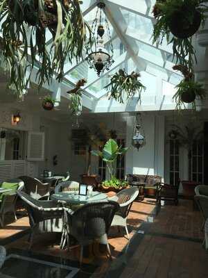 La Vue Rooftop Lounge