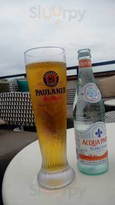 La Vue Rooftop Lounge