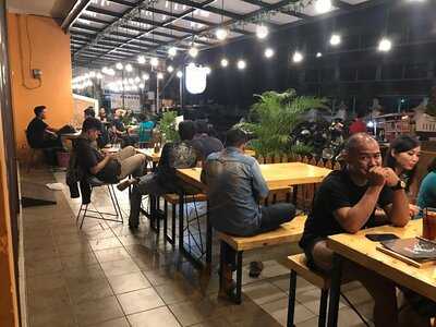 Noe Coffee & Kitchen