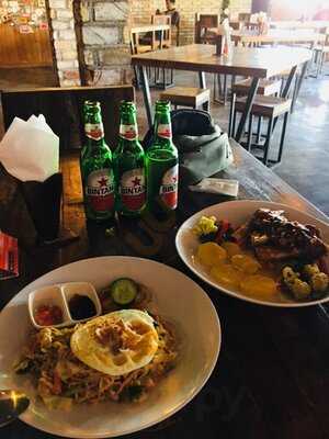 Grandpa Kitchen & Bar