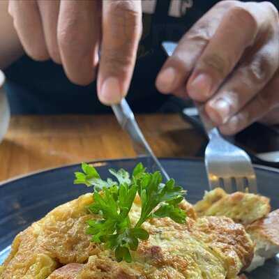 Jikaa Coffee X Eatery